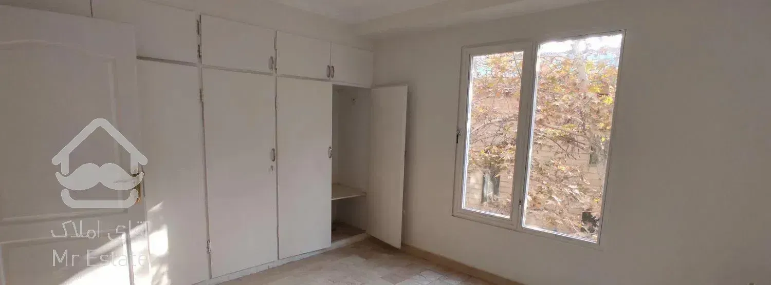 آپارتمان ۱۱۵ متر در قلهک بازسازی شده  فول امکانات