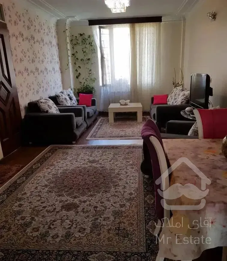 ۵۸متر /پارکینگ دار/غرب بلوار /بازسازی شده