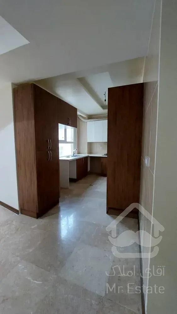 فروش 105 متری پاسداران