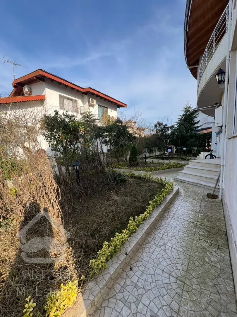 فروش ویلای تریپلکس (دو قلو)