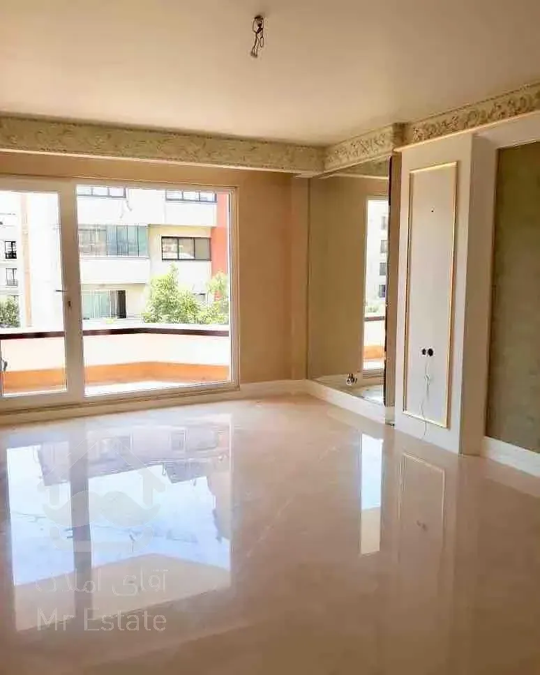 ۲۷۰متری فرمانیه سه خواب مستر 