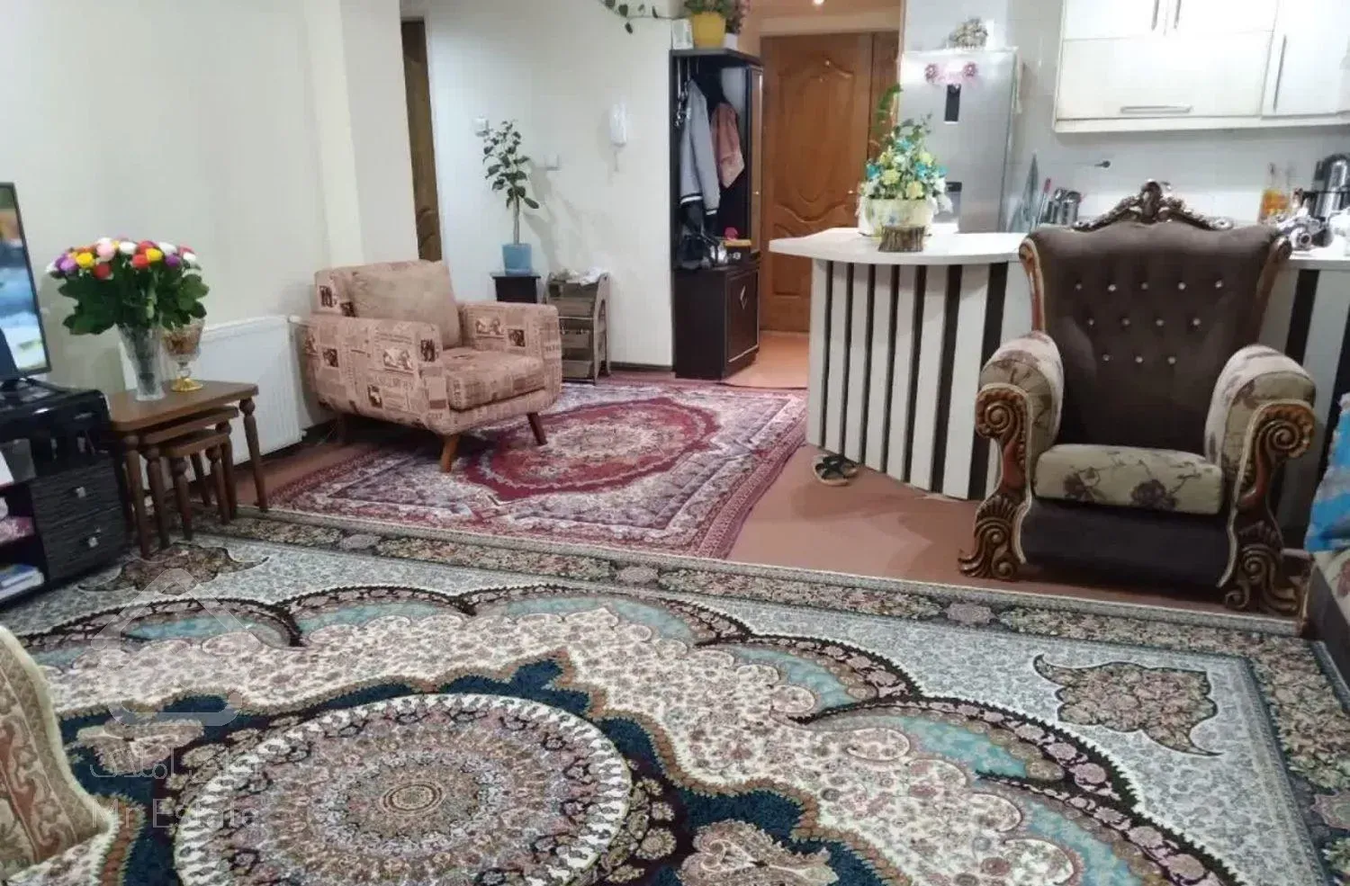 آپارتمان دوخوابه پشت دادگستری