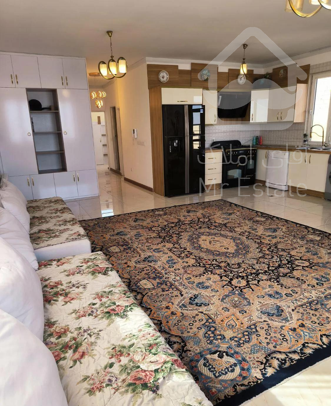 82 متر، دو خواب، گلابدره