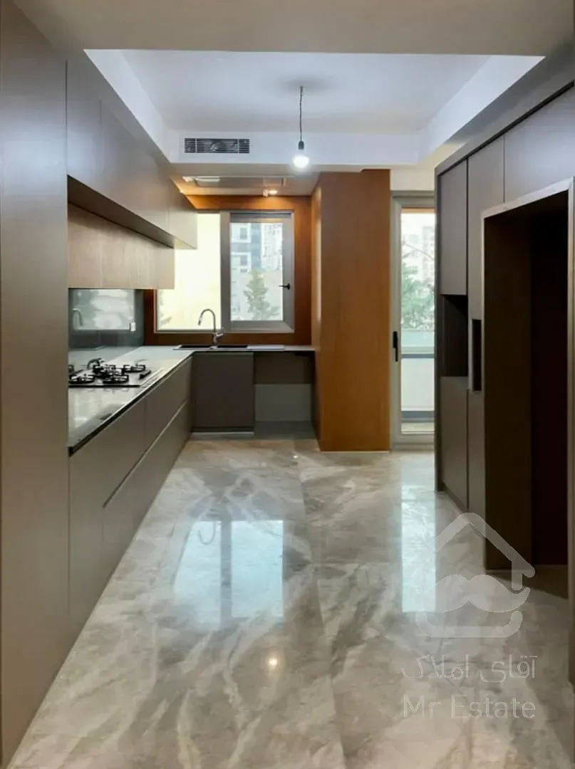 فروش اپارتمان 197 متری زعفرانیه