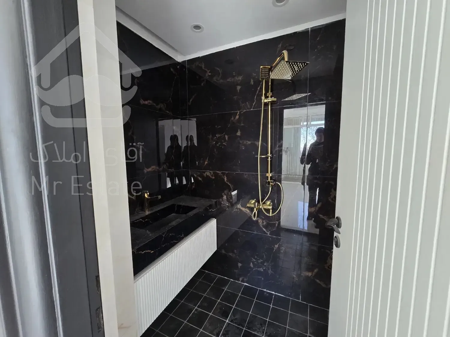 125مترسعادت آباد*نوساز* ورودی لابی شیک *ویو بینظیر