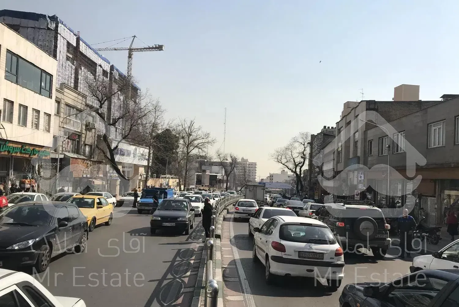 مغازه  بر  شریعتی  ۱۰۰  متر   (  ملکیت )