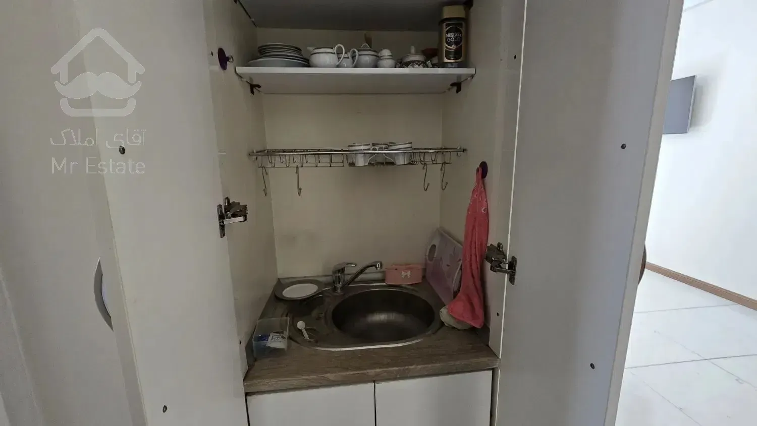 85متر سعادت آباد*ساختمان پزشکان(جای پارک مناسب)