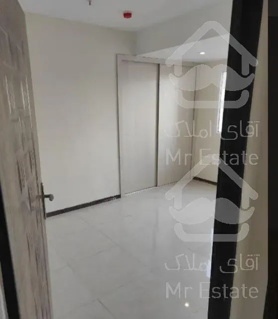 ۱۰۲متر کلیدنخورده دیزاین شده شهرک چیتگر منطقه ۲۲ دریاچه چیتگر