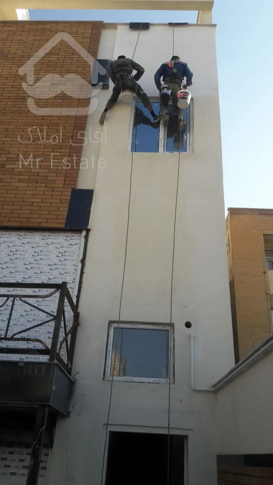 تعمیروترمیم نمای ساختمان خدمات پیچ رولپلاک وعایق