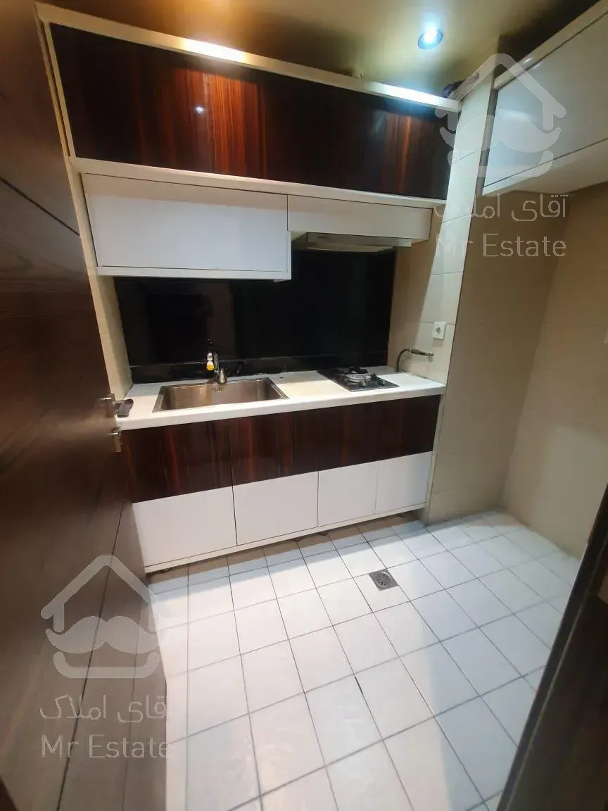 فروش آپارتمان اندرزگو 150  متر شیک