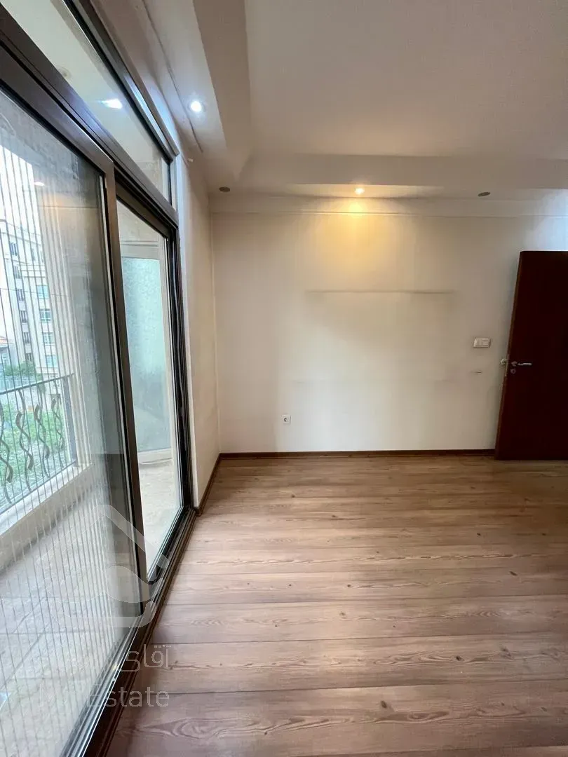 فروش اپارتمان 185 متری زعفرانیه