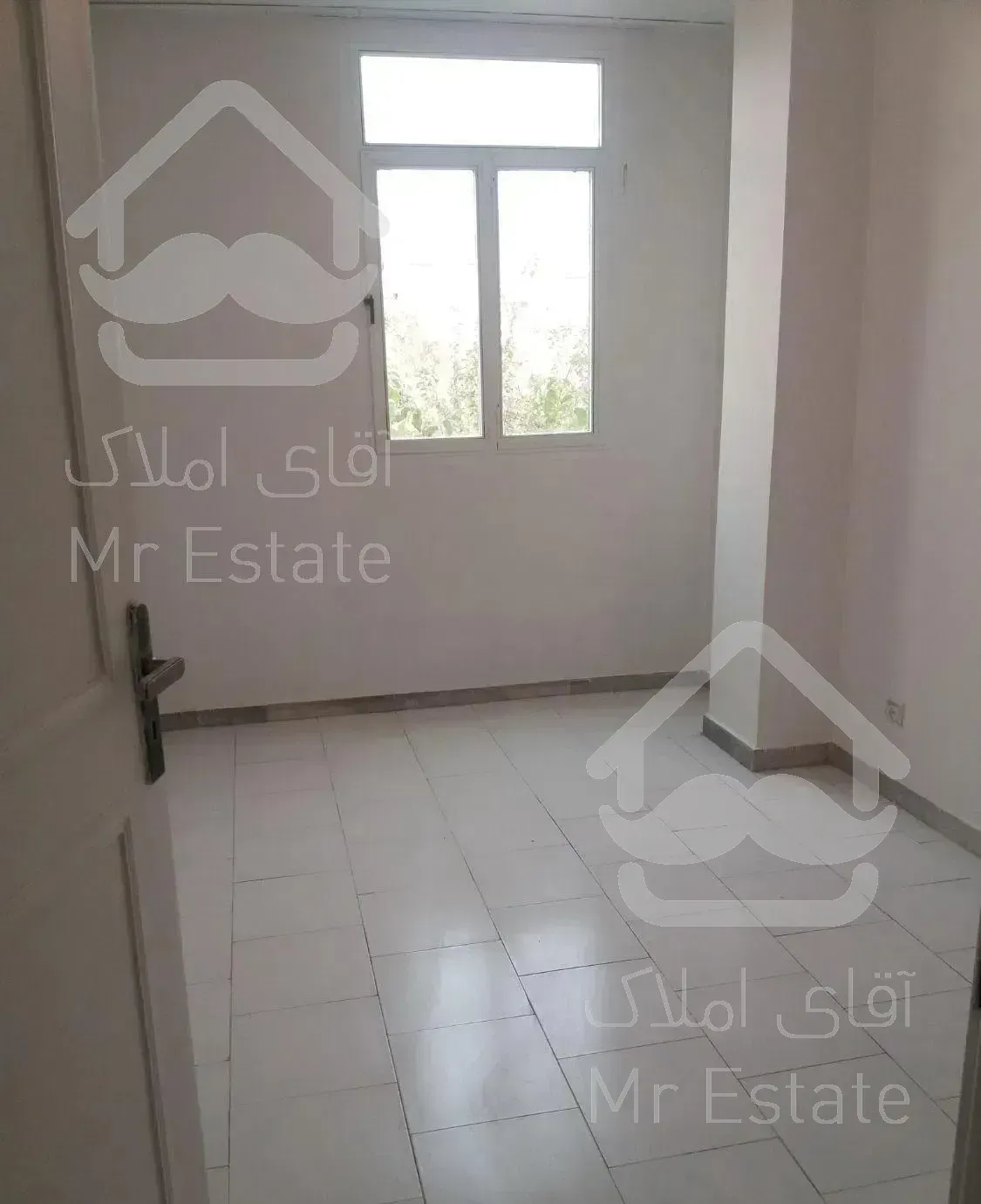 یک آپارتمان ۷۵متری دوخوابه ۵طبقه ۴واحدی طبقه ۲