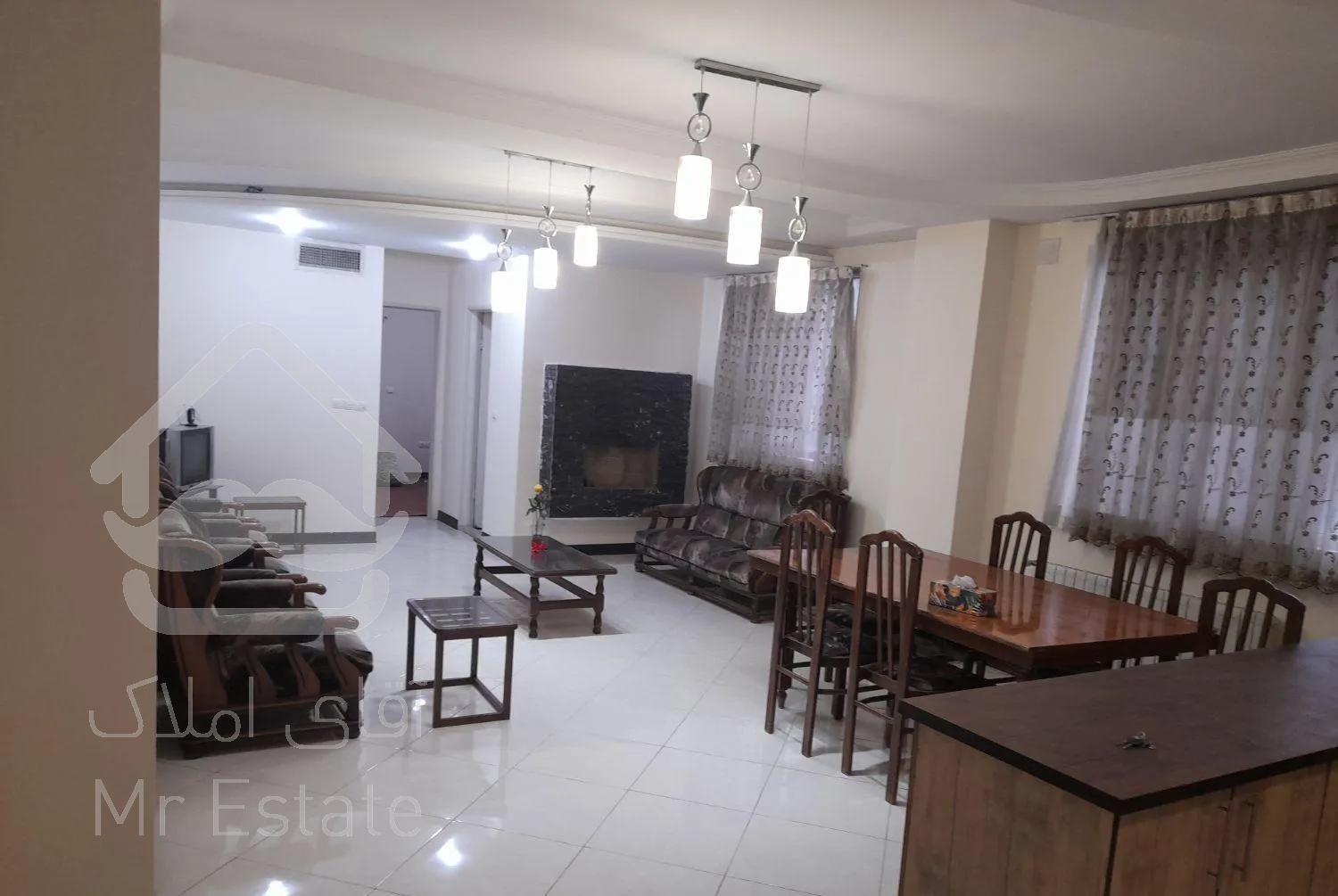 آپارتمان ۸۰ متری فول میدان صدم