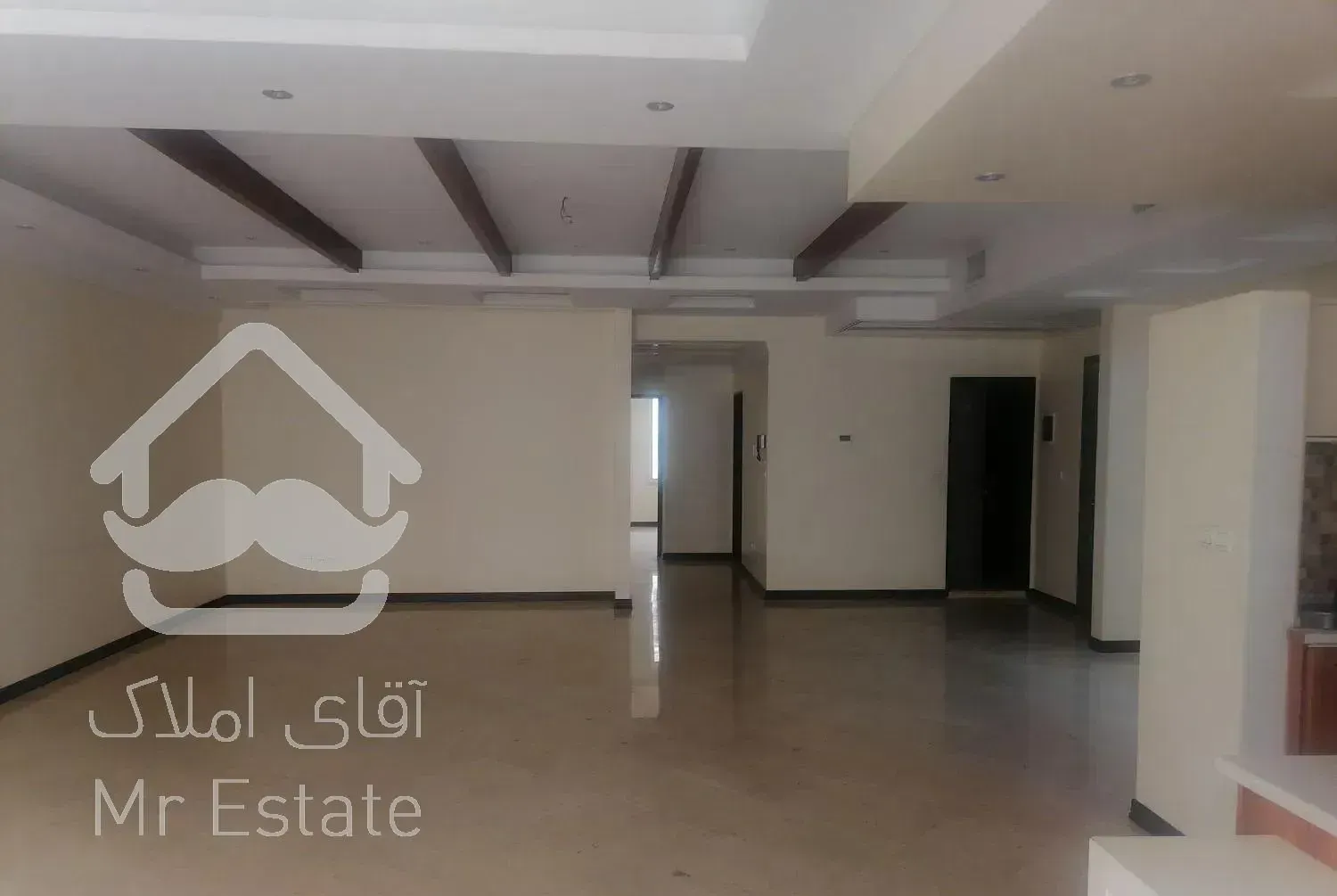 آپارتمان 157 متر سه خوابه خیابان عراقی