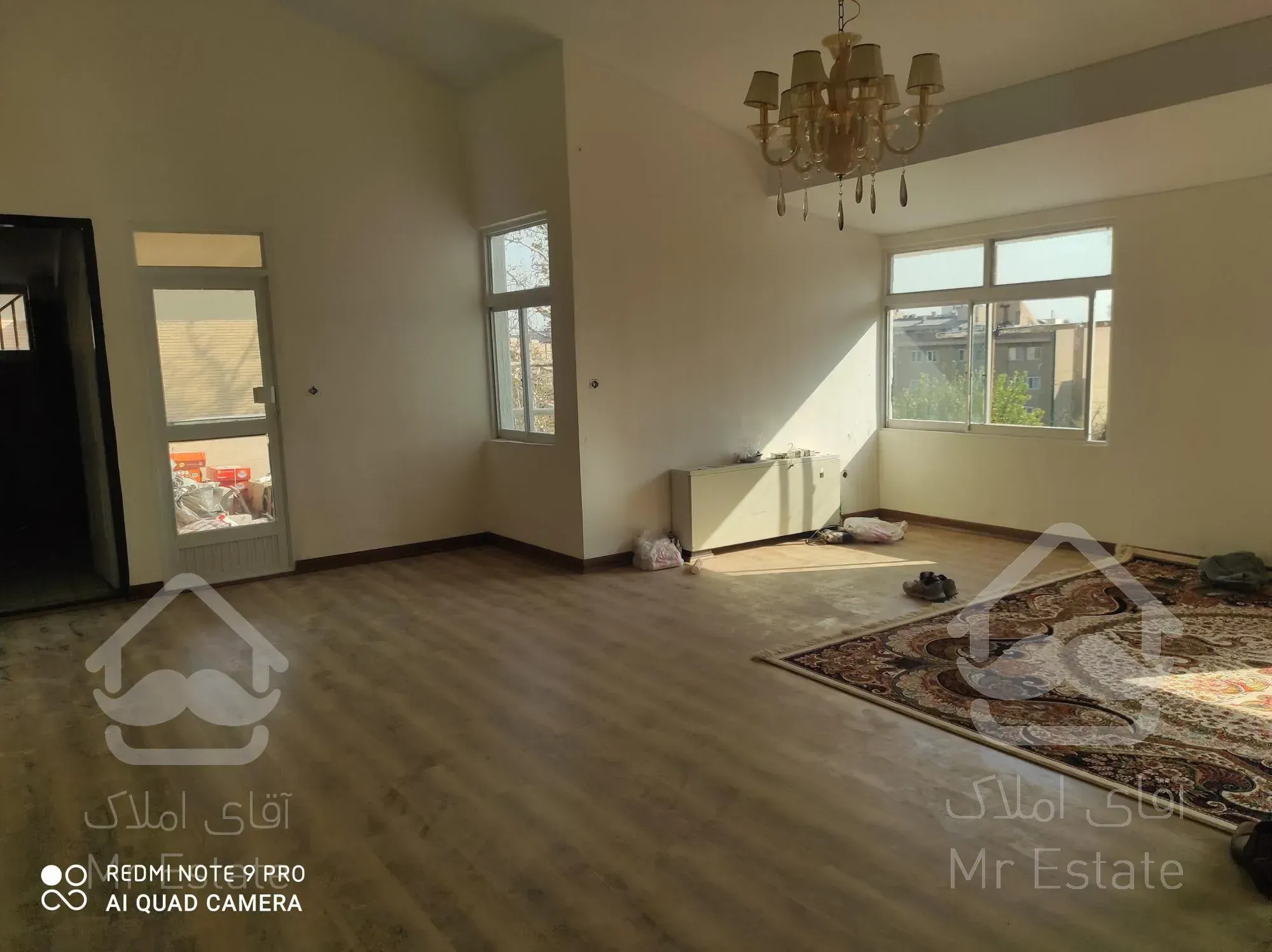 ۸۰۰ متر/ ویلایی دربست/ شهرک غرب