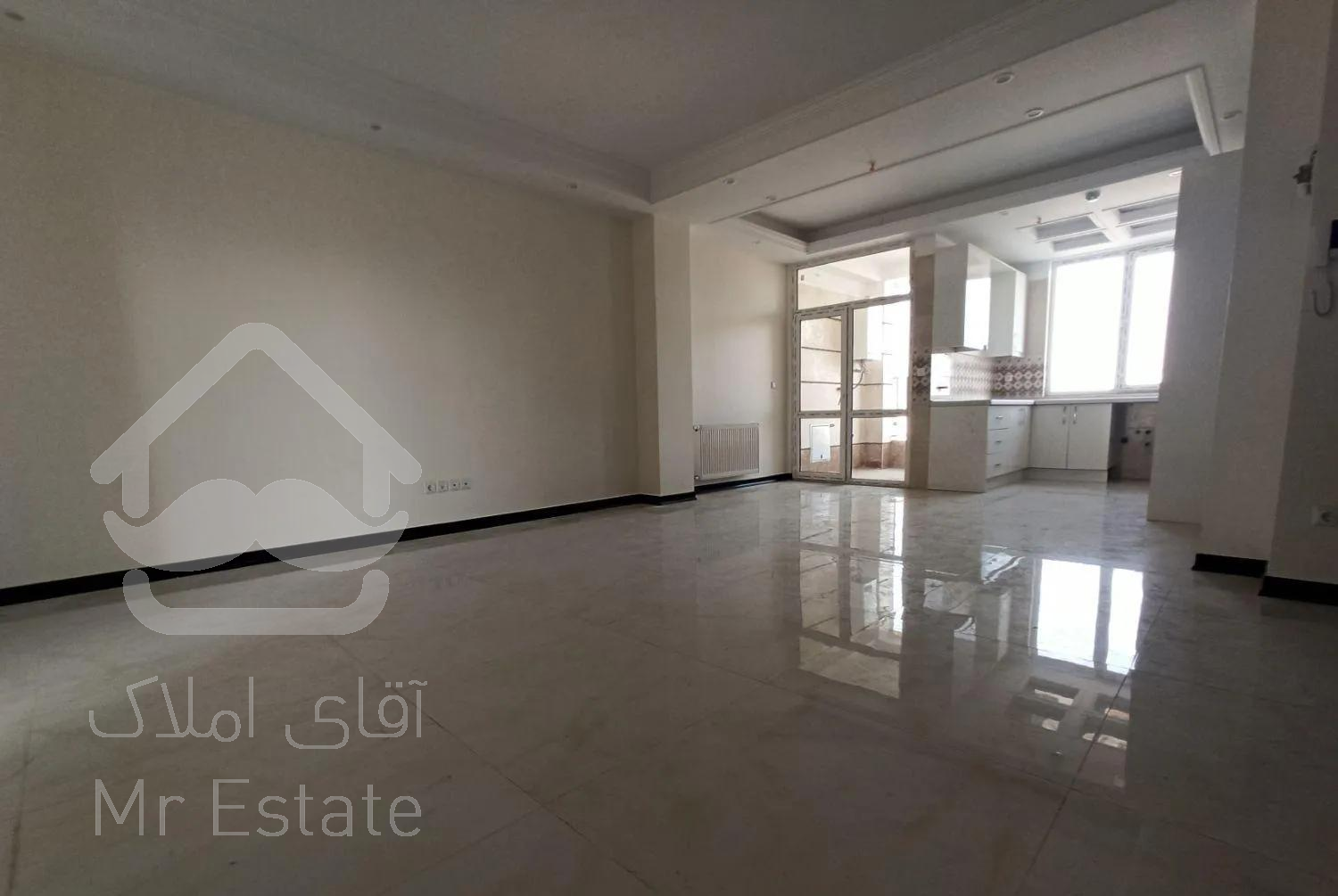 ۹۲ متر / نوساز /  / تهران شرق