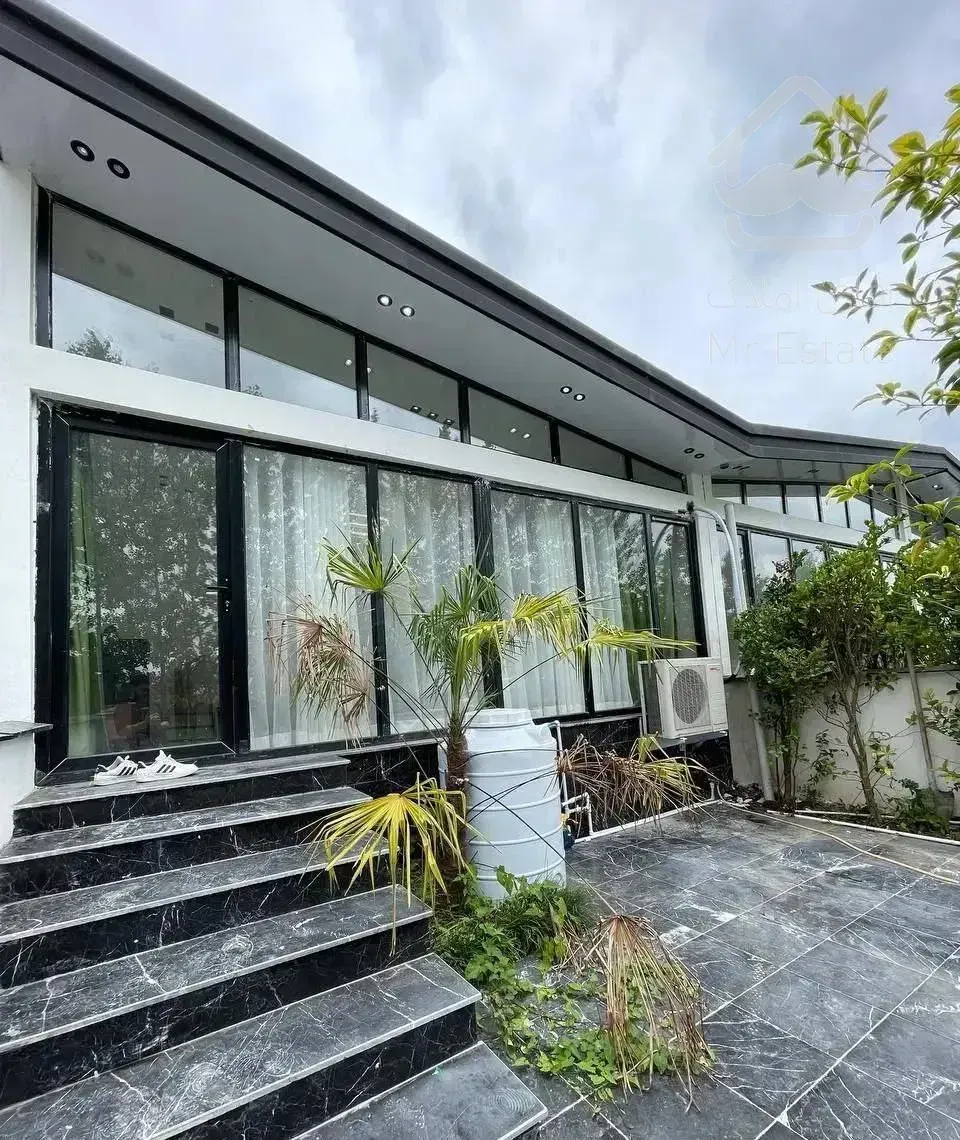 ویلاباغچه مدرن همکف 140متری سند تک برگ شهرکی