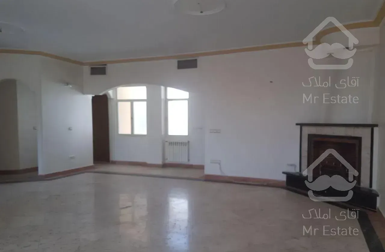 آپارتمان 110 متر دو خوابه طبقه پنجم تک واحدی