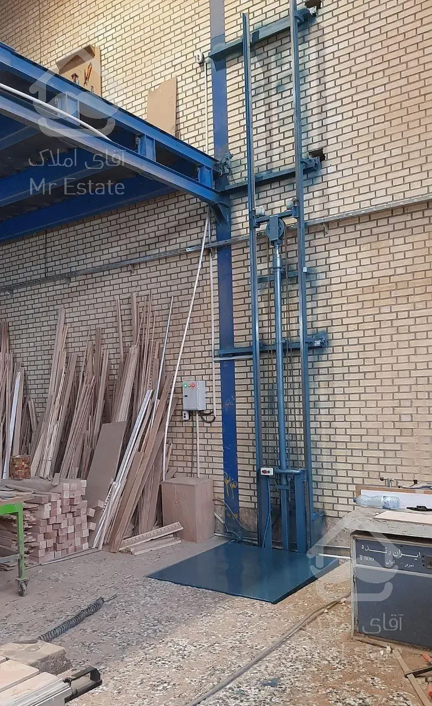 نصب و فروش انواع قطعات آسانسور و بالابر