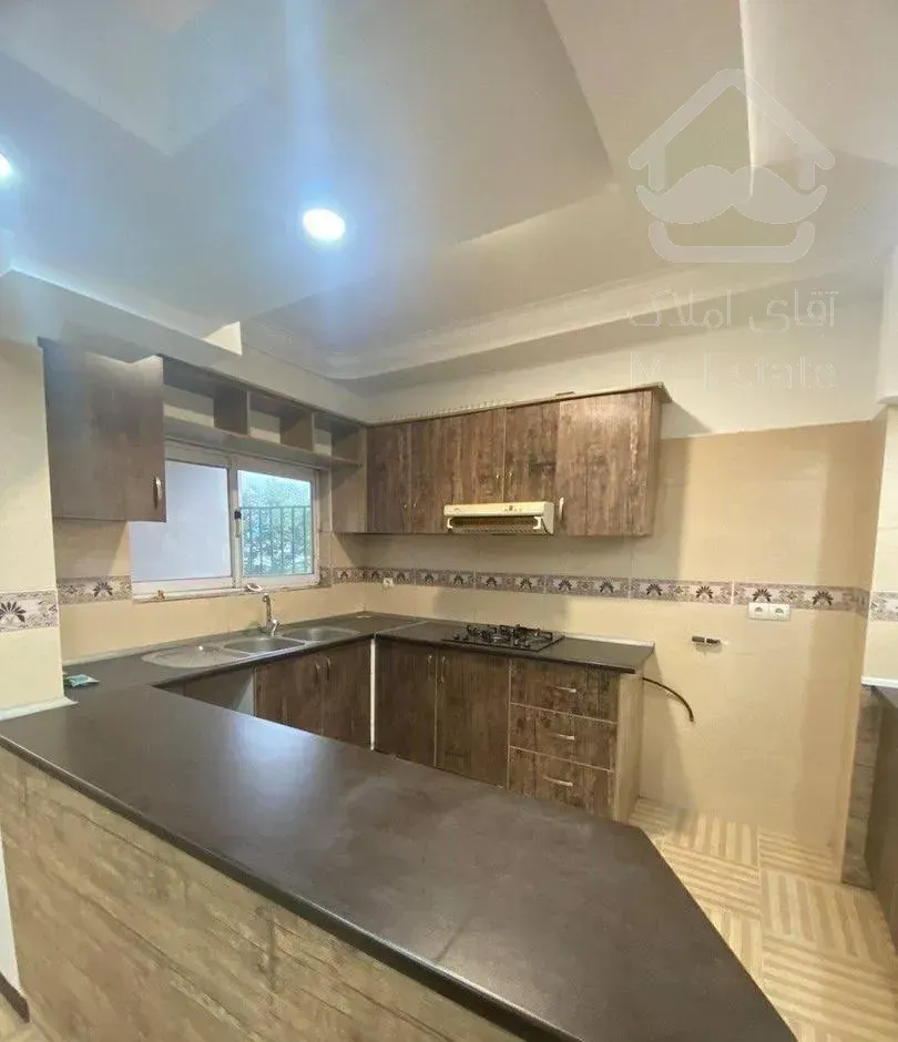 فروش آپارتمان ۸۵ متر خیایان خامنه ای/خیابان تهران