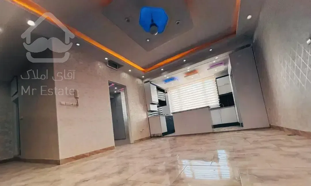 ۸۰متر / کم واحد / رو به آفتاب / سرمایه گذاری