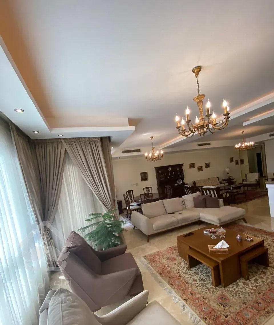 ۱۸۰ متر/۳ خواب/۲پارکینگ/جماران