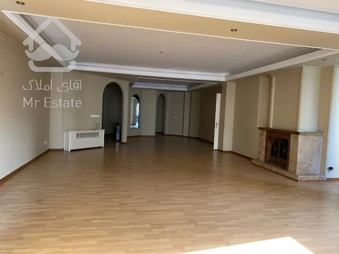 فروش٣٣٠ متر آپارتمان سنبل اكازيون