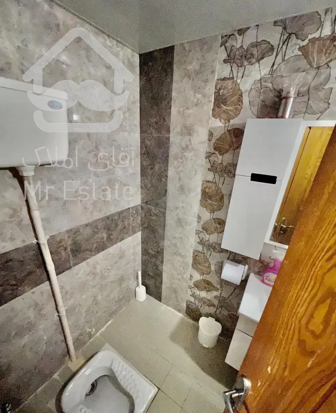 ۱۹۰متر*تراس بزرگ*سکونت چندساله*بدون مالک