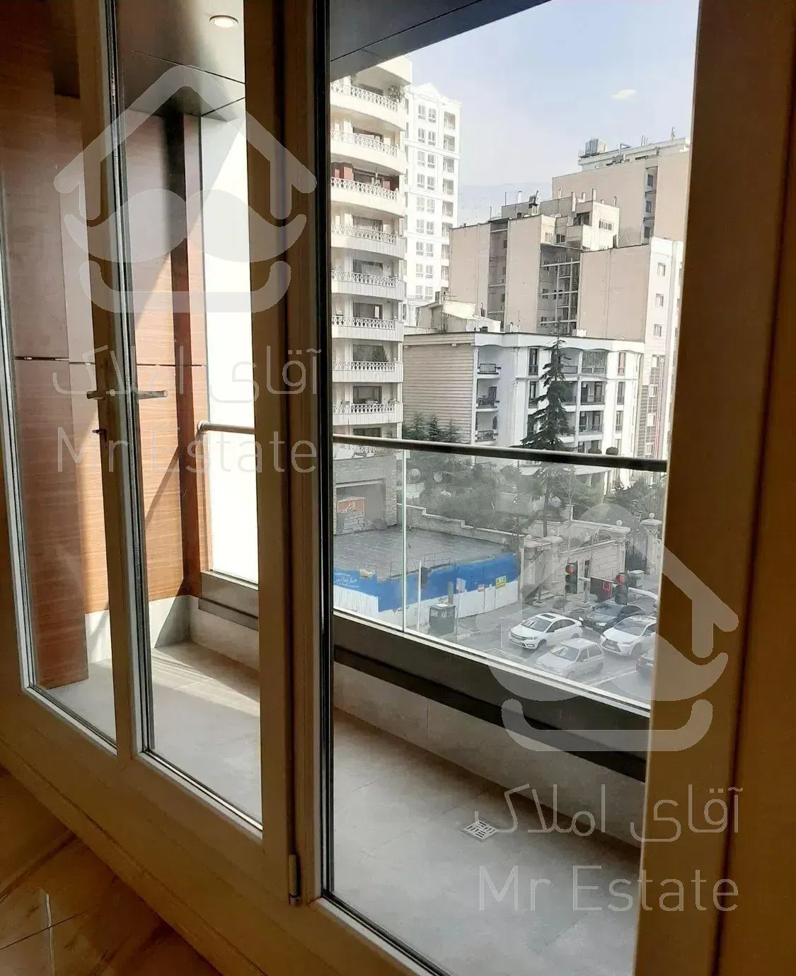 84متر سند اداری ولنجک ساختمان وفا