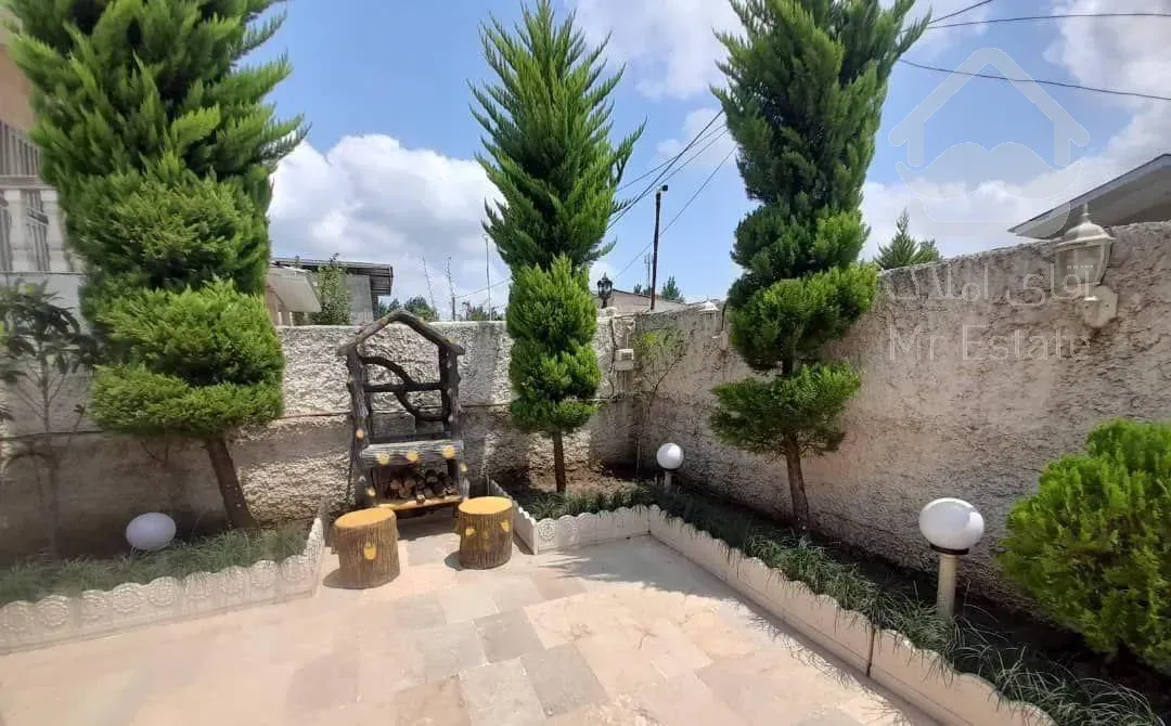 ویلا باغچه نیم پیلوت 230 متری شهرکی سند تک‌برگ