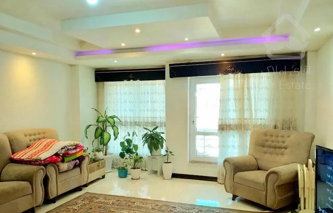 واحد ۱۰۰ متری خوش ساخت ساحلی با ویو دریا