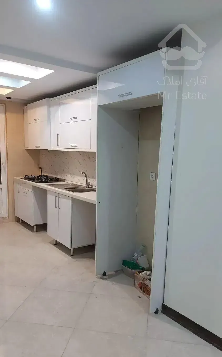 ۷۶ متر شهرک نفت - برجهای مجلل  بام پونک