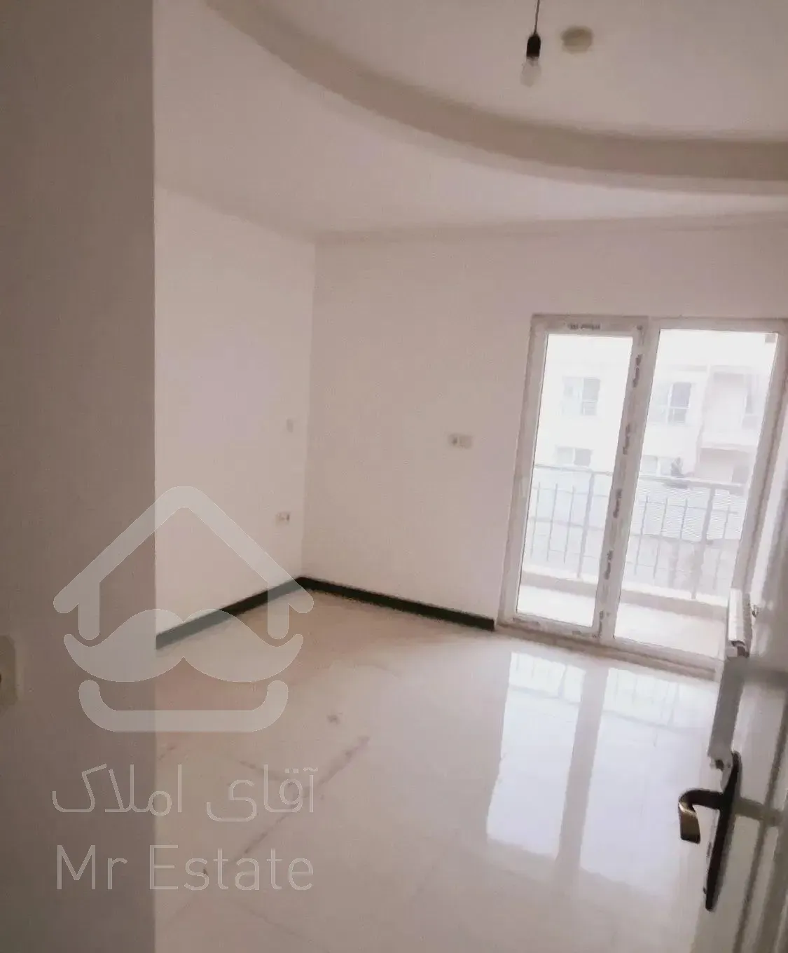 واحد اپارتمان ۱۲۵ متر کلید نخورده معلم ۱۰