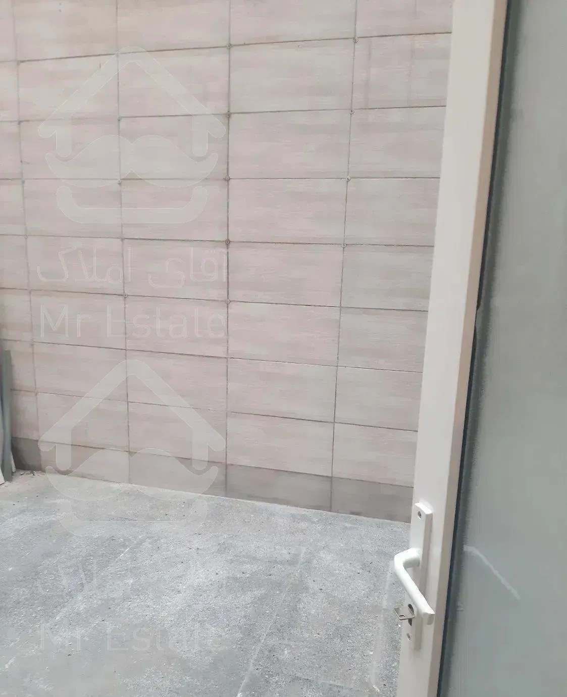 آپارتمان پونک ( شاهین شمالی ) ، ۷۱متر