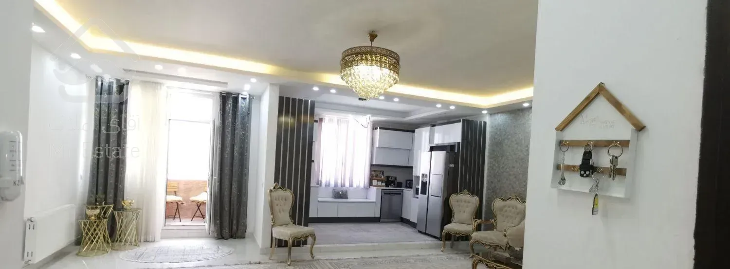 فروش یه واحد بسیار شیک بر اصلی خیابان جهاد