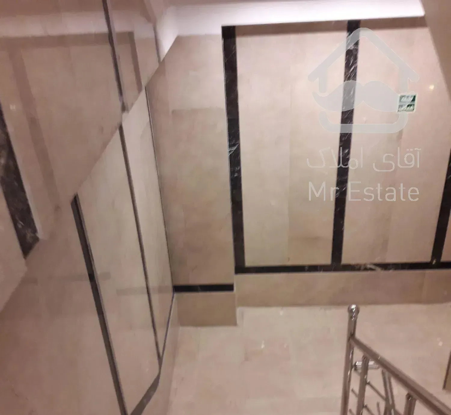 ۹۳متر نوساز فول سنایی ۲ خوابه حیاط خلوت