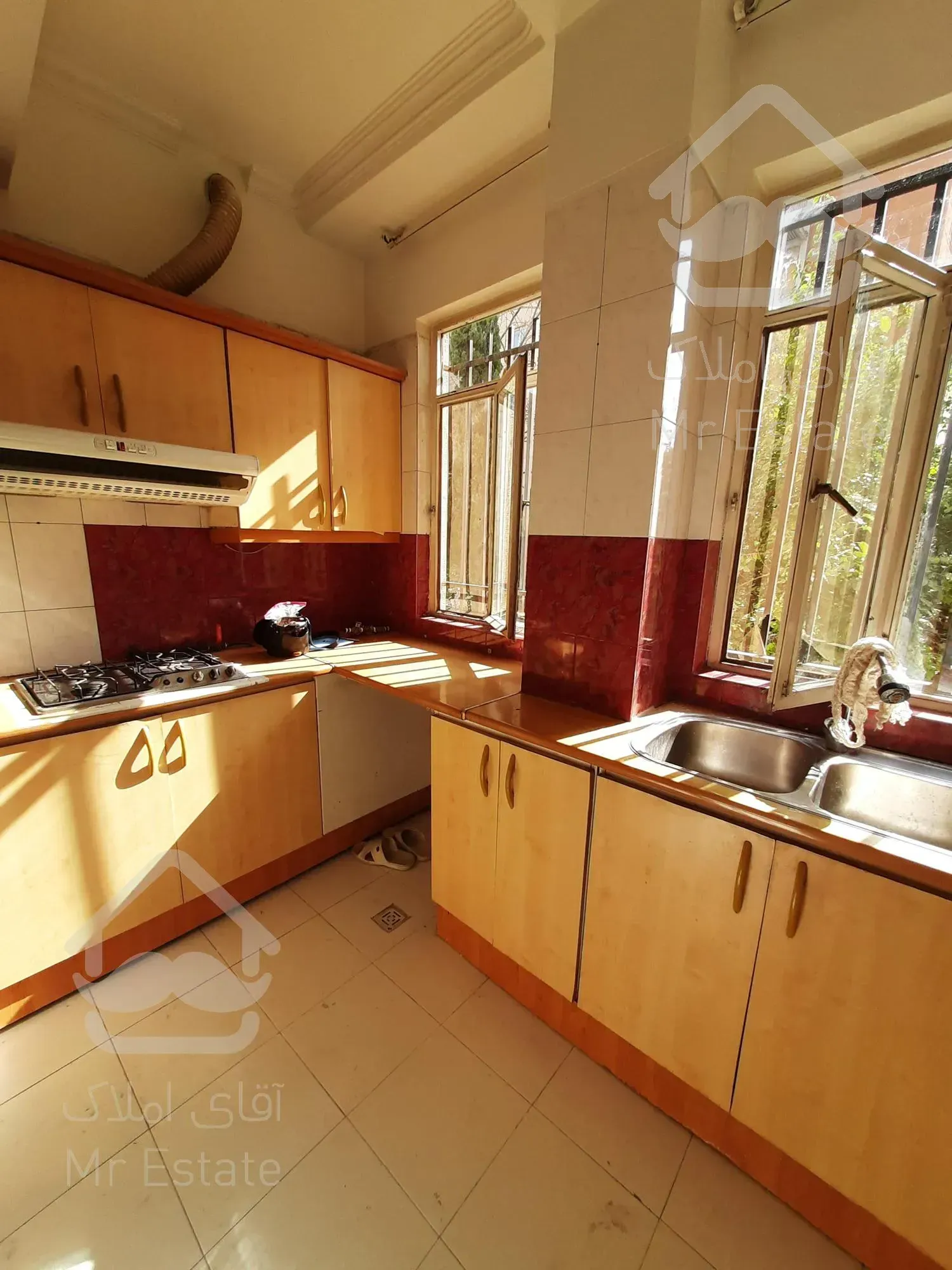 ۵۵متر شهرک هما قدرالسهم بالا