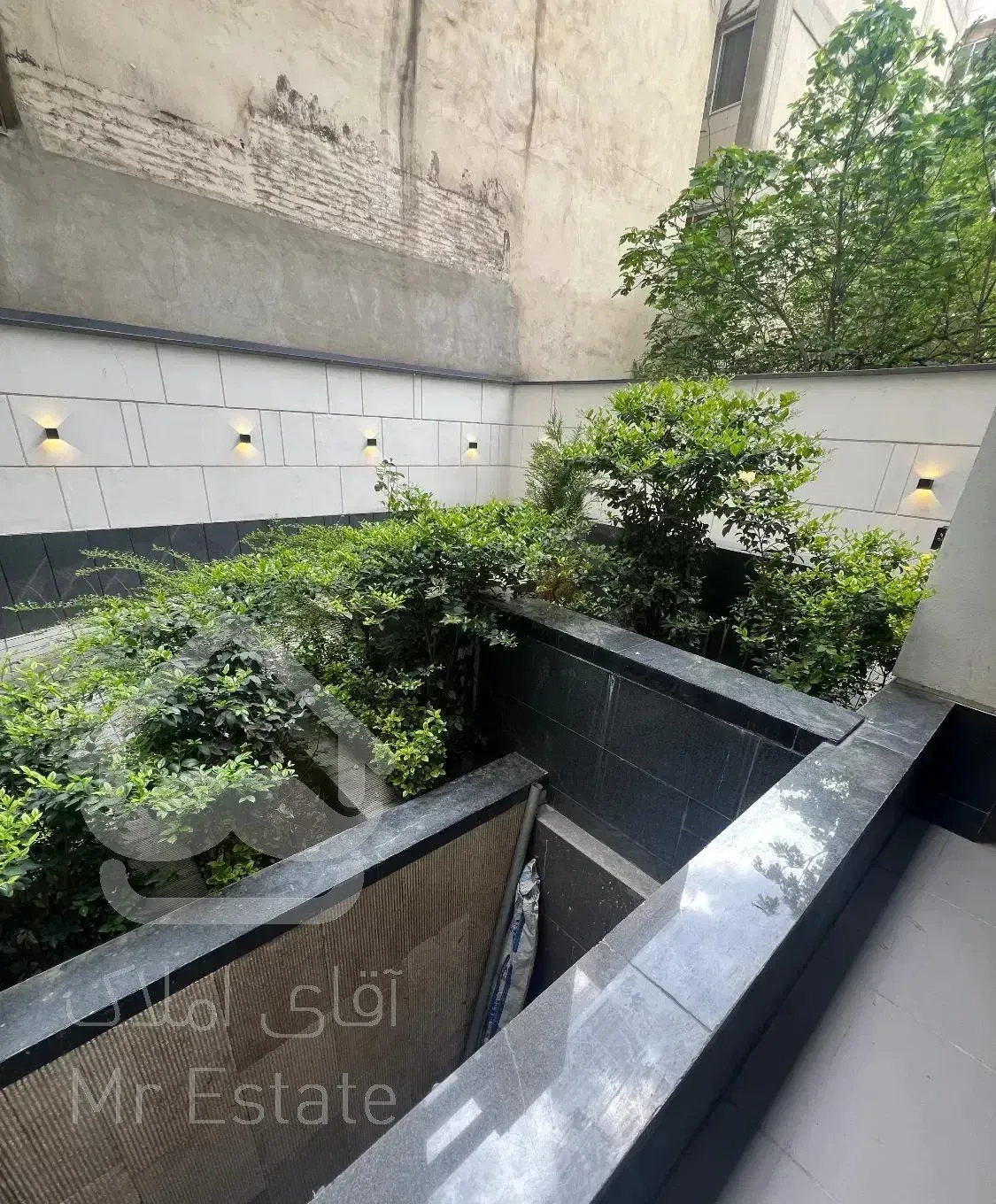 قیطریه سهیل ۱۴۰متر ۳خ نوساز //۲پارکینگ