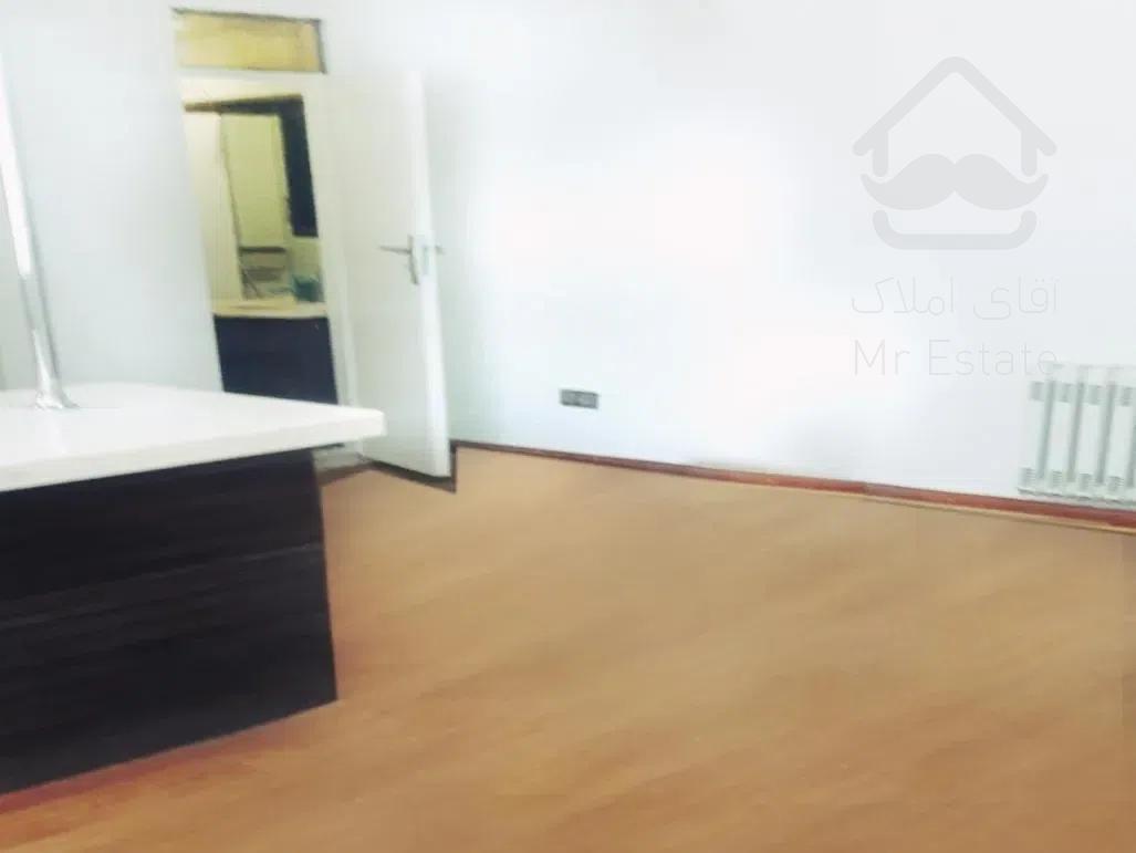 ۵۰ متر/پرده خور/نورونقشه/بازسازی شده/دنج