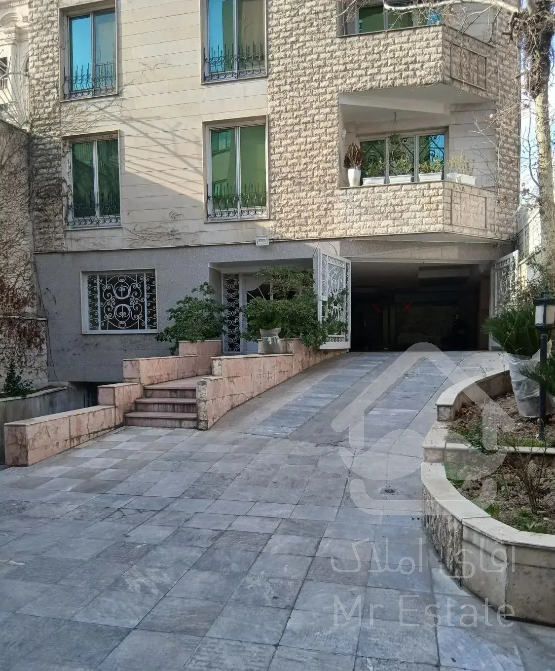 125متر 3 خواب خیابان دولت