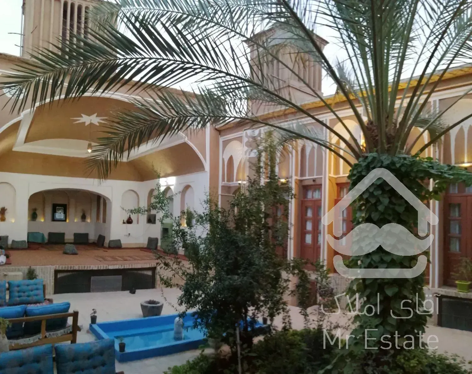 اتاق و سوئیت در اقامتگاه بومگردی هتل سنتی