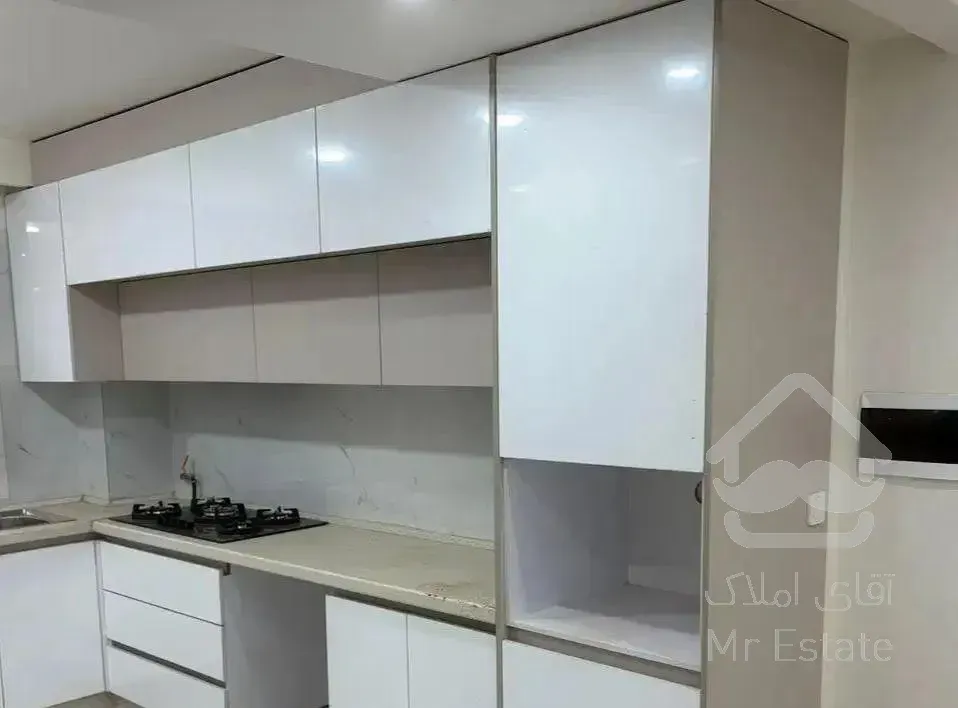 ۷۰ متر دو خواب /سازمان /کابینت هایگلاس