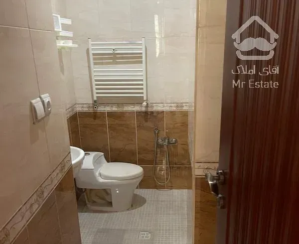 کاشانی بلوار اباذر ۹۵ متر ۸ ساله