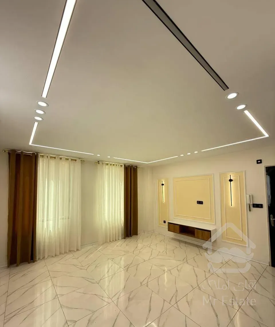 ۶۰متر/پارکینگ سندی/سالن و خواب پرده خور/مرکز فازیک