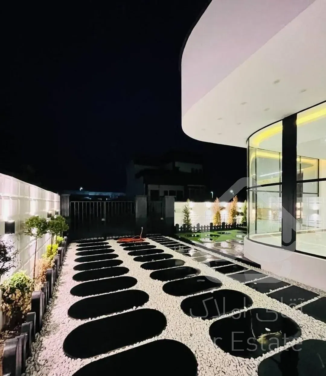 ۲۰۰متری مینیمال مدرن/شهرکی برندتکمیل/زیرقیمت