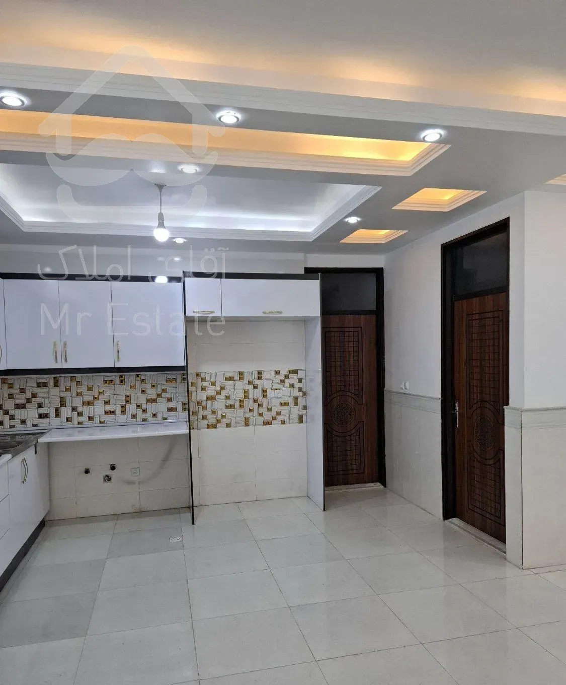 فروش آپارتمان ۱۶۰ متری ۲ خوابه همکف همت فاطمیه