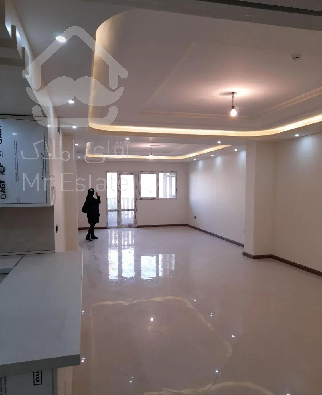 ۱۲۵ متر کلیدنخورده/ فول / مخبری / ۲ پارکینگ