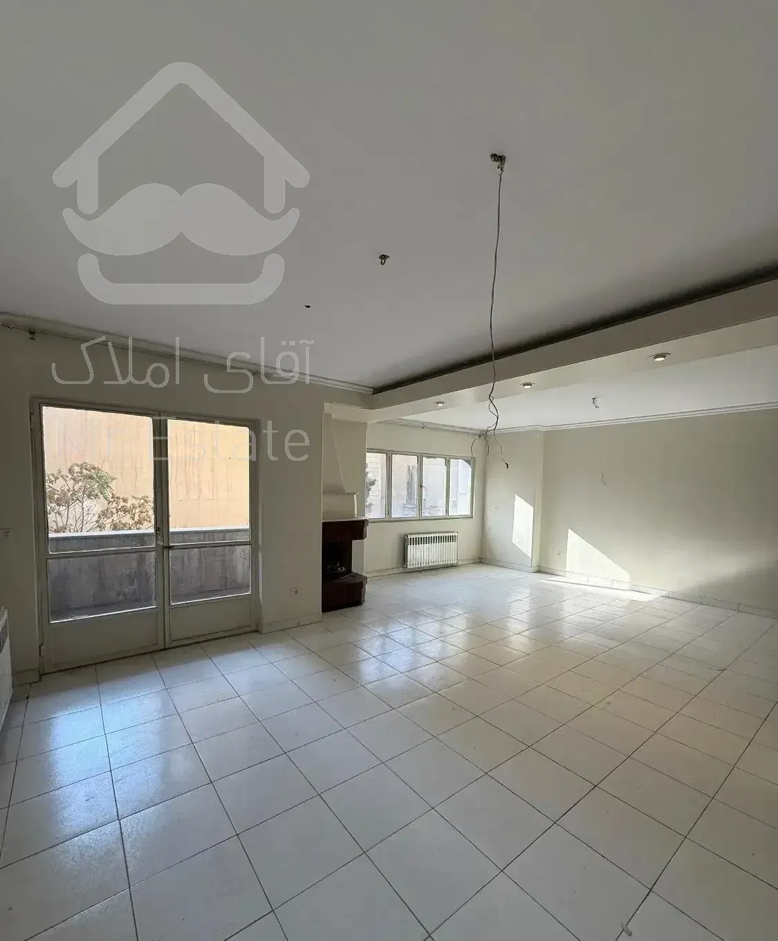 ۱۷۵ متر زعفرانیه . تراس بزرگ . قابلیت بازسازی