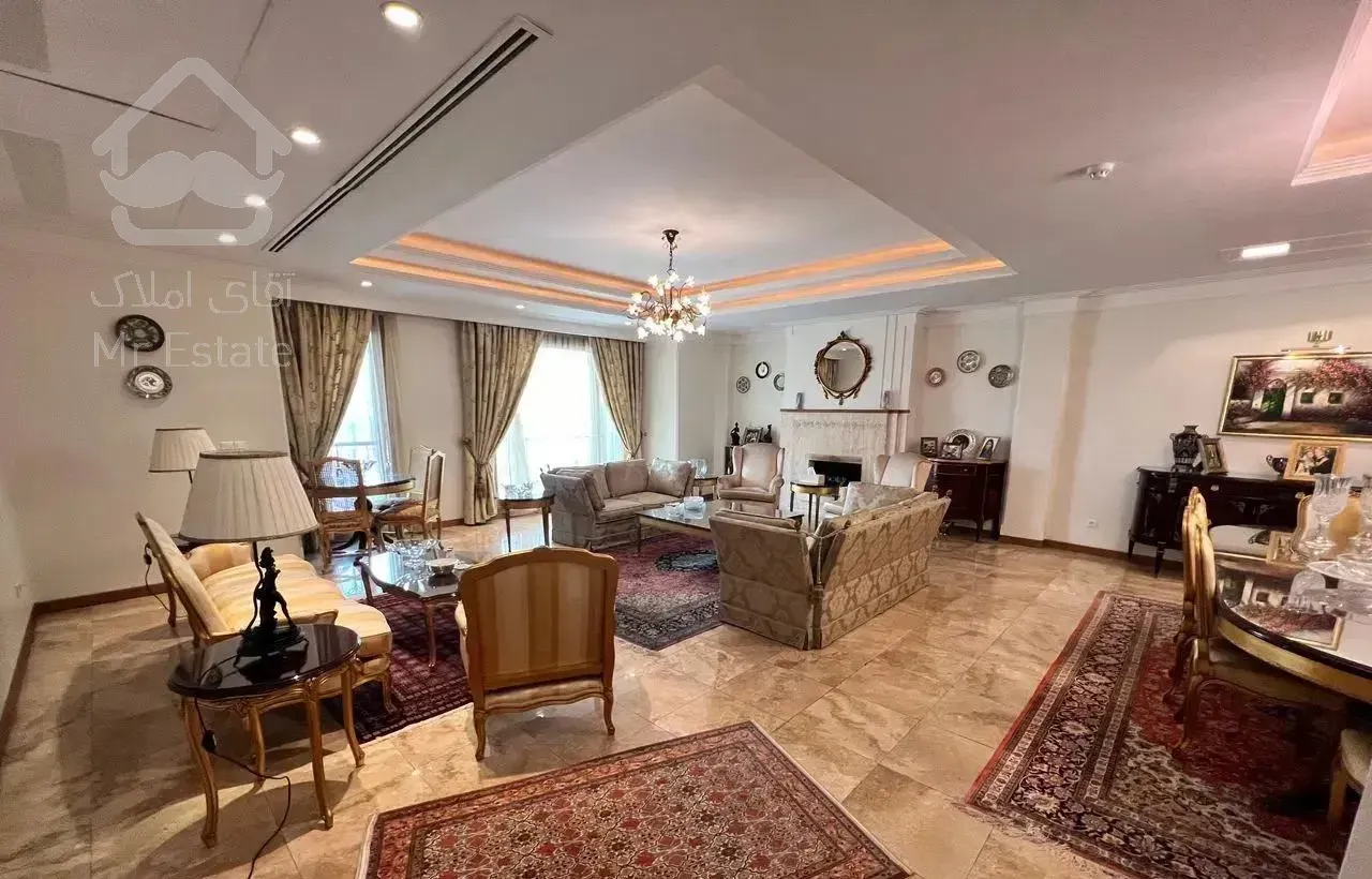 ۳۰۰متر با اصالت