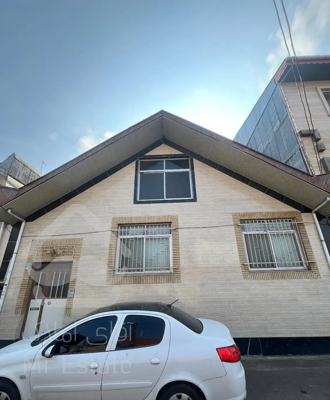 ویلایی دو کله با یک سوئیت مجزا طالقانی